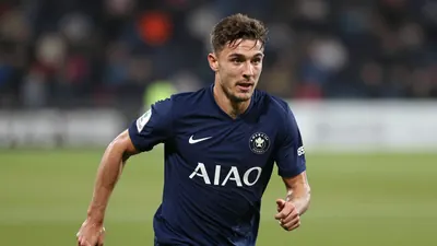 Striker search continues as Leicester City miss out on Mason Burstow loan