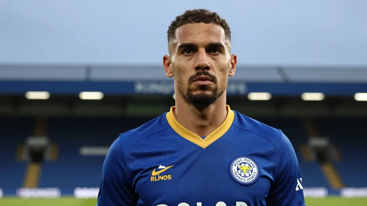 Leicester City Target New Centre‑Back as Transfer Window Closes